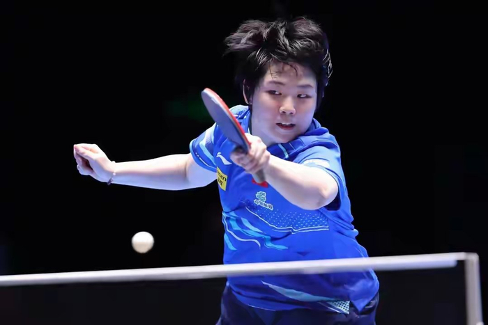 WTT重庆冠军赛国乒男女单打双双失利，张本美和