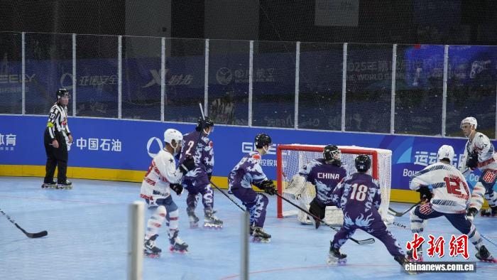 成都世运会单排轮滑球首日中国队120负美国队