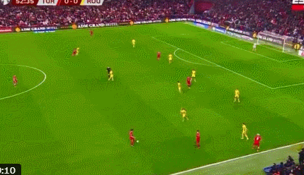 居莱尔神助攻助土耳其逼近世界杯，21岁新星扛起