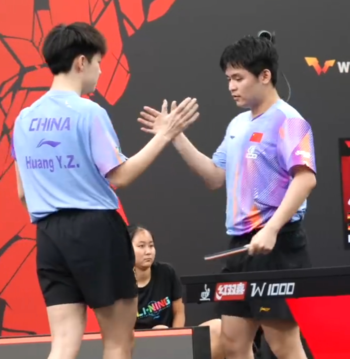 林诗栋伤退后现身太原挑战赛 体重增加引担忧