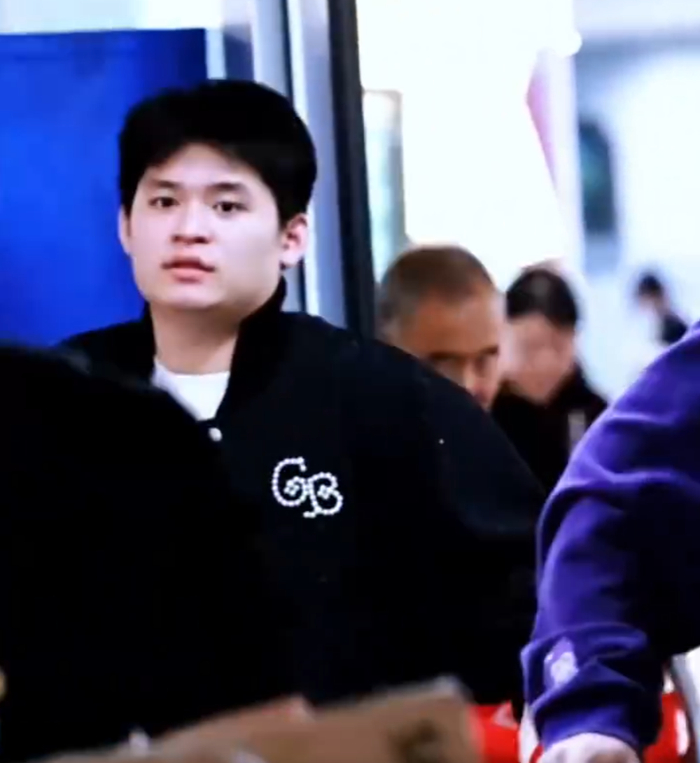 林诗栋伤退后现身太原挑战赛 体重增加引担忧